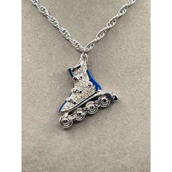 Vintage Swarovski Swan Rollerblade Skate Pendant Necklace Spinning Wheels - Picture 6 of 11
